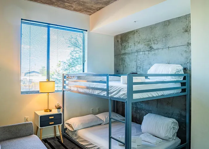 Apartment Elegant 2bd - Cdt - Gym, Pool, Parking - Sleep 8
